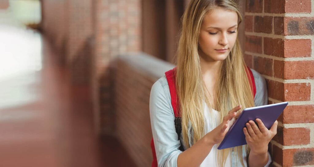 IELTS Computer-Delivered – Trải nghiệm thi hiện đại, nhanh chóng & chính xác hơn!